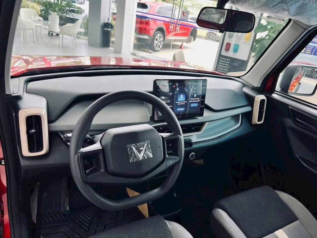 VF3 Plus Màu Đỏ